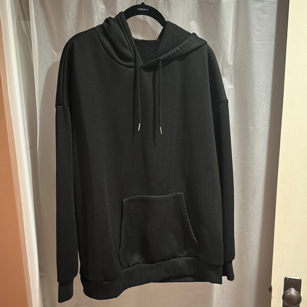 Women’s Black Hoodie SHEIN